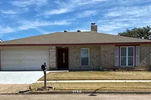 10431 Towne Square Rd, Sugar Land, TX 77498 - Photo 1