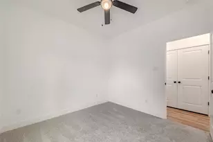 9527 Beckley St, Houston, TX 77088 - Photo 28