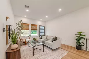 9527 Beckley St, Houston, TX 77088 - Photo 4