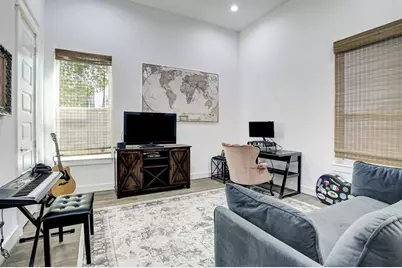 808 Fisher Street #D, Houston, TX 77018 - Photo 6