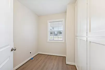 921 E Hill Street, Bellville, TX 77418 - Photo 22