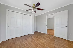 1801 55th St, Galveston, TX 77551 - Photo 28