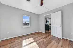 1801 55th St, Galveston, TX 77551 - Photo 22