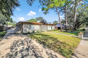 10630 Olympia Dr, Houston, TX 77042 - Photo 20