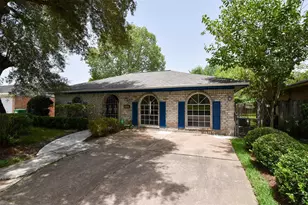 11719 Murr Way, Houston, TX 77048 - Photo 2