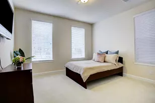 839 Dunleigh Meadows Ln, Houston, TX 77055 - Photo 4