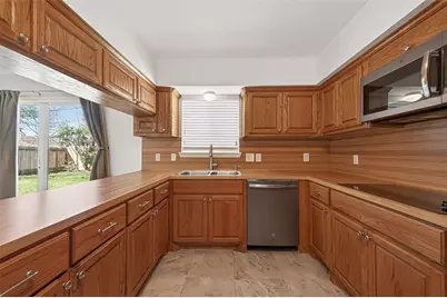 4834 Spellman Road, Houston, TX 77035 - Photo 16