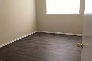 12051 Troulon Dr, Houston, TX 77072 - Photo 8