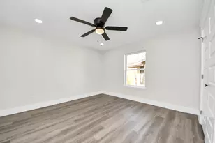 918 Loper St, Houston, TX 77017 - Photo 20