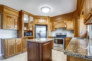 7106 Feather Creek Dr, Houston, TX 77086 - Photo 12