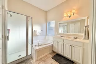 98 W Montfair Blvd, The Woodlands, TX 77382 - Photo 26