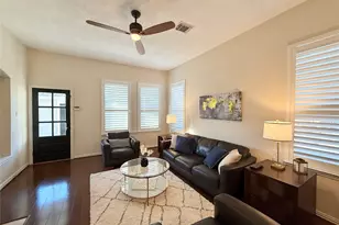 98 W Montfair Blvd, The Woodlands, TX 77382 - Photo 18