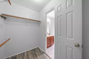 694 St Croix St, Alvin, TX 77511 - Photo 16