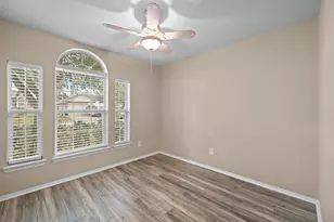 694 St Croix St, Alvin, TX 77511 - Photo 18