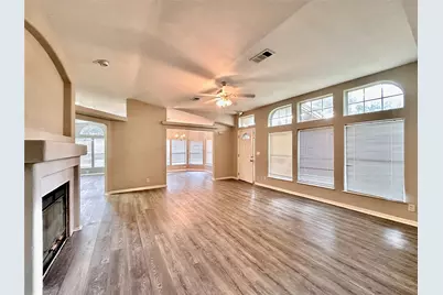 202 Main Street, Fresno, TX 77545 - Photo 6