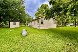 202 Main St, Fresno, TX 77545 - Photo 4