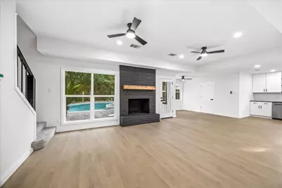 3430 Sycamore Shadows Drive, Kingwood, TX 77339 - Photo 2