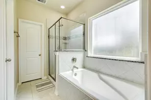 453 Twin Lakes Blvd W, West Columbia, TX 77486 - Photo 20