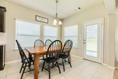 453 Twin Lakes Boulevard W, West Columbia, TX 77486 - Photo 12