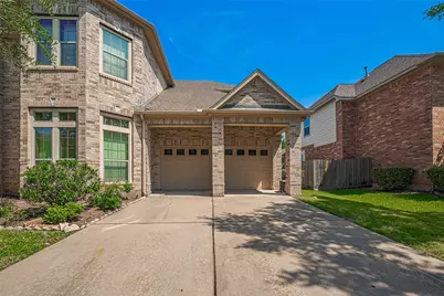 7611 Herndon Place, Sugar Land, TX 77479 - Photo 6