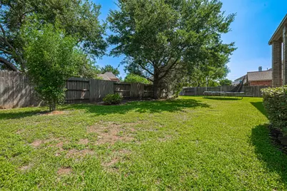 7611 Herndon Place, Sugar Land, TX 77479 - Photo 48