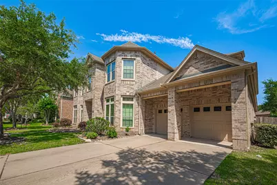 7611 Herndon Place, Sugar Land, TX 77479 - Photo 8