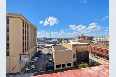2221 Market St Street #504, Galveston, TX 77550 - Photo 2