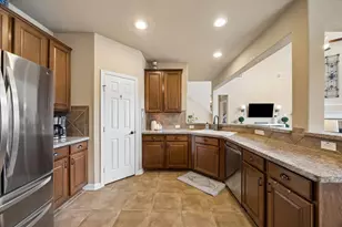 6102 Timbermoss Ct, League City, TX 77573 - Photo 10