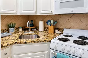 6102 Seawall Blvd, Galveston, TX 77551 - Photo 20
