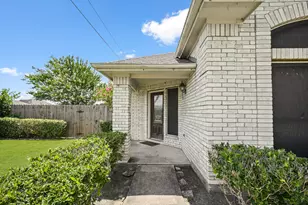 3103 Glenmont Ridge Ct, Fresno, TX 77545 - Photo 2