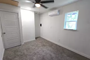 9010 Linda Vista Rd, Houston, TX 77078 - Photo 4