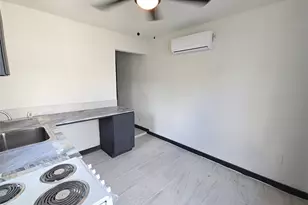 9010 Linda Vista Rd, Houston, TX 77078 - Photo 8