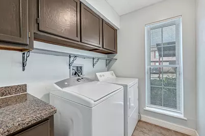 2120 El Paseo Street #2705, Houston, TX 77054 - Photo 10