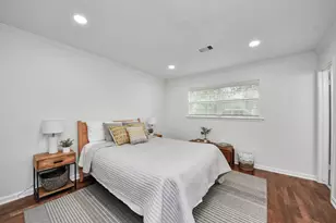 9606 Rockhurst Dr, Houston, TX 77080 - Photo 14