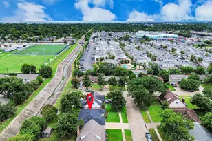 9606 Rockhurst Dr, Houston, TX 77080 - Photo 26
