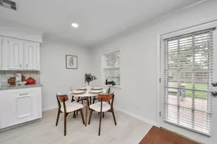 9606 Rockhurst Dr, Houston, TX 77080 - Photo 8