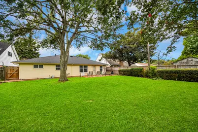 9606 Rockhurst Drive, Houston, TX 77080 - Photo 22