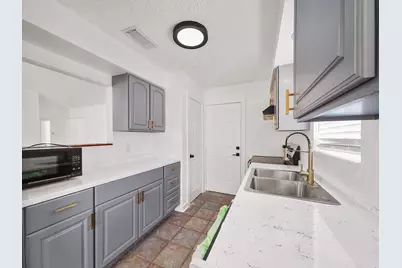 12539 Fern Forest Drive, Houston, TX 77044 - Photo 10