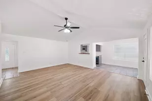 12539 Fern Forest Dr, Houston, TX 77044 - Photo 4