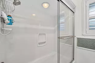 9006 Silver Spring Ln, Houston, TX 77025 - Photo 36