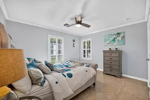 9006 Silver Spring Ln, Houston, TX 77025 - Photo 32