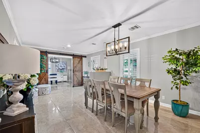 9006 Silver Spring Lane, Houston, TX 77025 - Photo 14