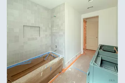 10422 Timberoak Drive, Houston, TX 77043 - Photo 38
