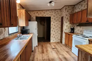 125 Frank Cloud Rd, Huntsville, TX 77320 - Photo 1