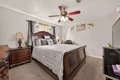 5727 Green Springs Dr, Houston, TX 77066 - Photo 12