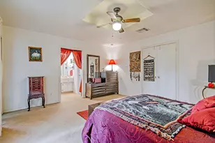 16306 Hollow Wood Dr, Houston, TX 77090 - Photo 18