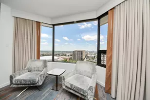 1300 Lamar St, Houston, TX 77010 - Photo 10