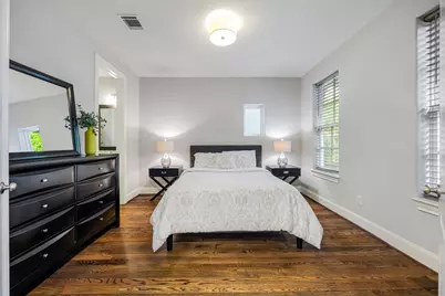 253 E 27th Street, Houston, TX 77008 - Photo 4