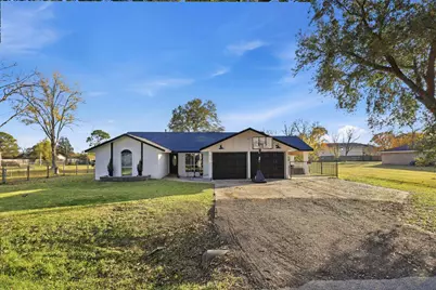 2414 Loch Lomond Street, Highlands, TX 77562 - Photo 1
