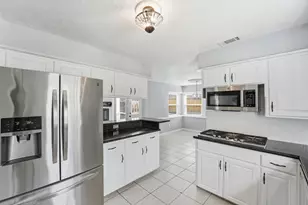 5706 Randon Rd, Houston, TX 77091 - Photo 10